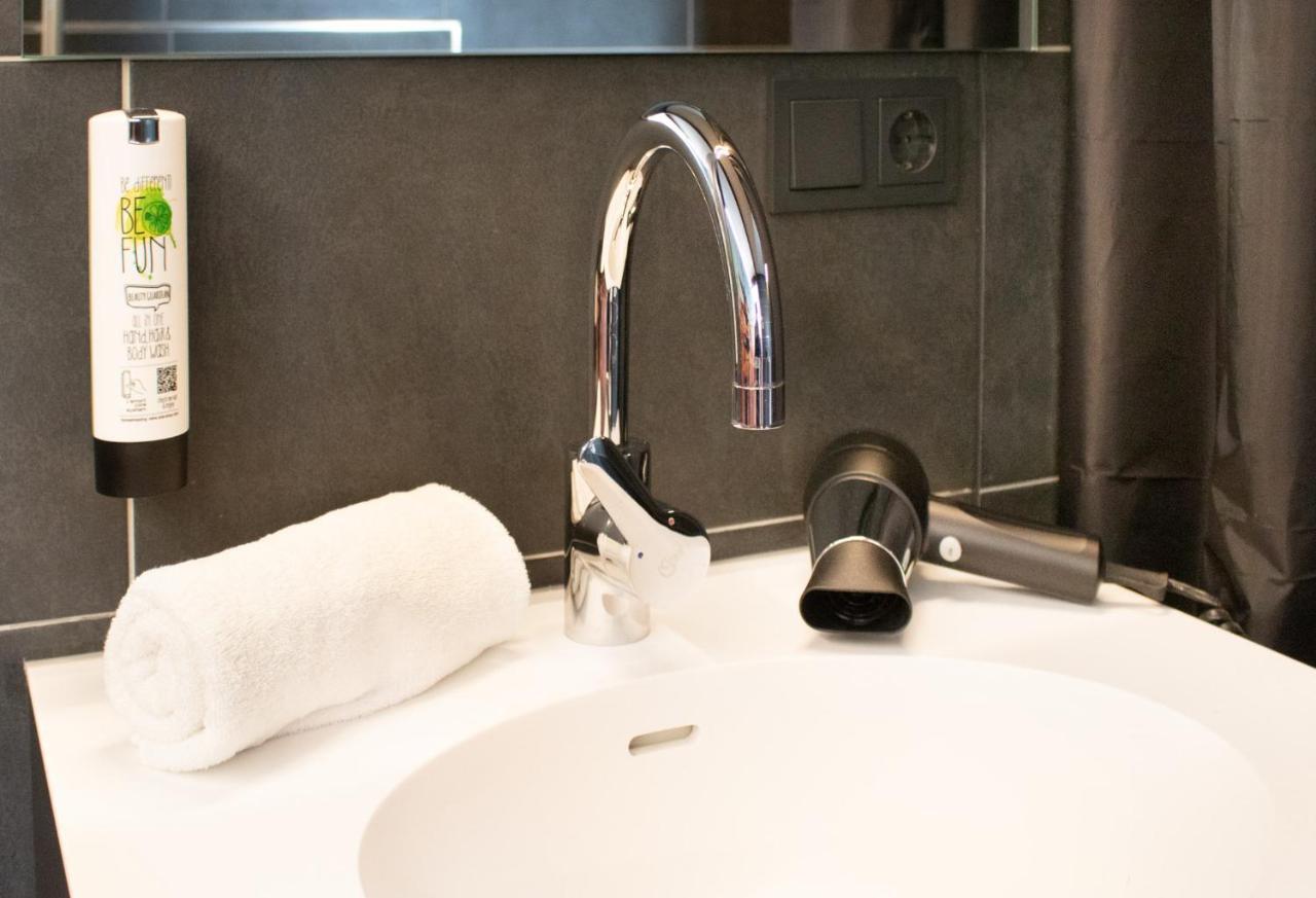 Tu Hotel By Wmm Hotels Tuningen Екстер'єр фото